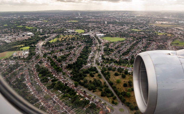 Birmingham 2019-08-10 Flug DLH2510 München Franz Josef Strauß (MUC/EDDM) - Birmingham (BHX/EGBB) Luftbild aerial photo