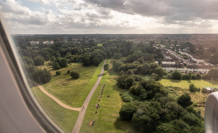 Birmingham 2019-08-10 Flug DLH2510 München Franz Josef Strauß (MUC/EDDM) - Birmingham (BHX/EGBB) Luftbild aerial photo