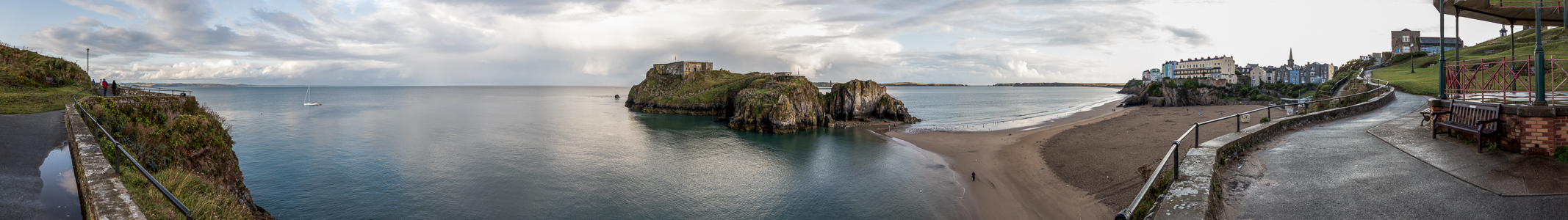 Tenby Castle Hill, St Catherine's Island mit St Catherine's Fort, Castle Beach, Castle Hill