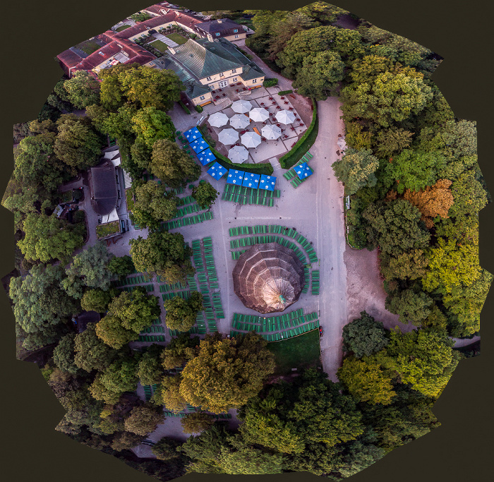 München Englischer Garten: Verwaltung des Englischen Gartens, Restaurant am Chinesischen Turm, Biergarten Chinesischer Turm, Chinesischer Turm Luftbild aerial photo