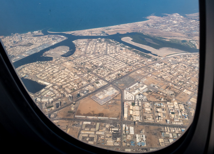 Dubai 2019-11-24 Flug UAE388 Dubai (DXB/OMDB) - Intler Flughafen Rangun (RGN/VYYY) Luftbild aerial photo