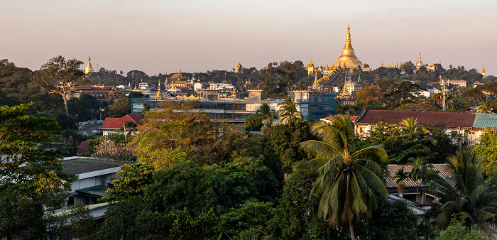 Yangon Blick aus dem Beauty Land Hotel: Shwedagon-Pagode