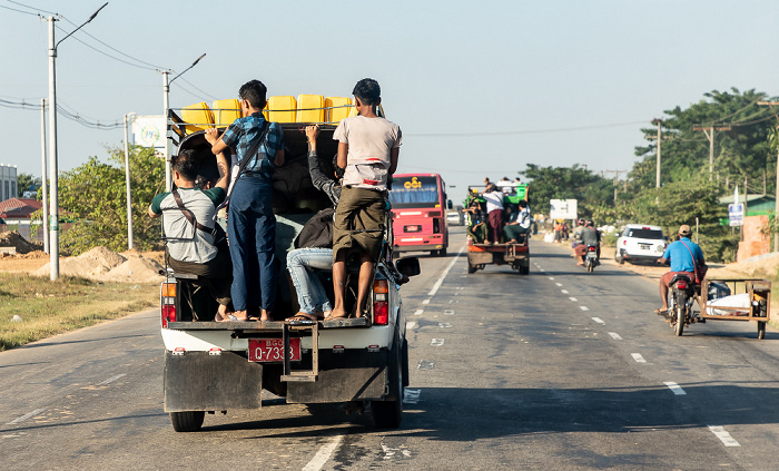 Fahrt Bago - Kin Pun Sakhan: Yangon-Mandalay Highway Bago-Region