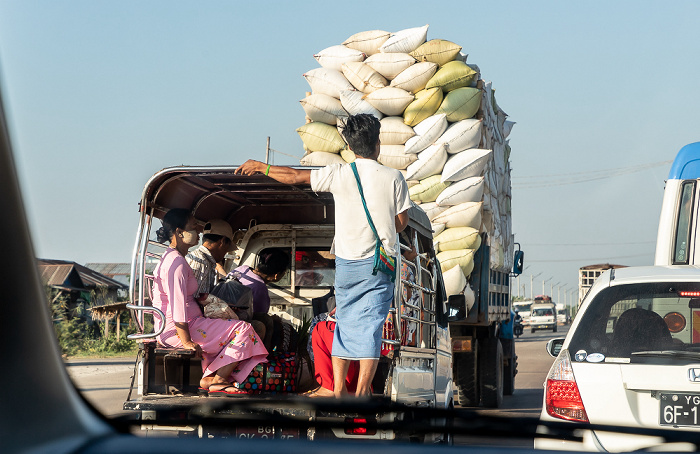 Fahrt Bago - Kin Pun Sakhan: Yangon-Mandalay Highway Bago-Region