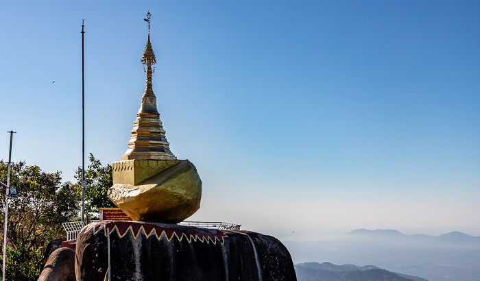 Mar Lar Hpu Rund um die Kyaiktiyo-Pagode