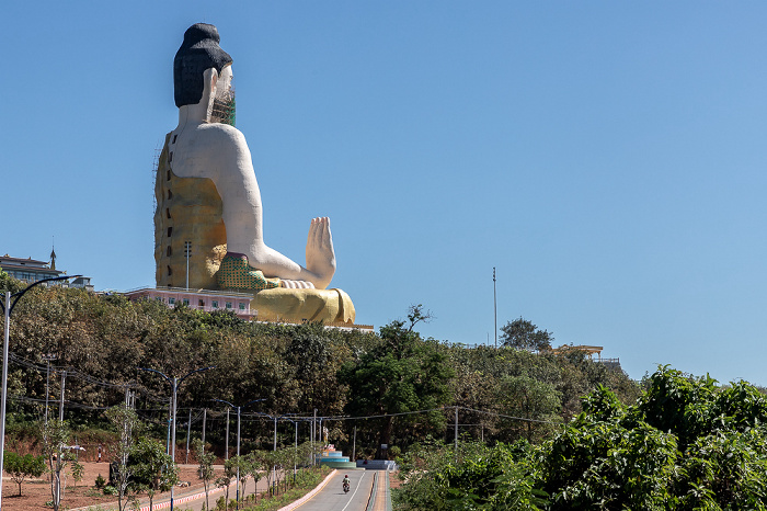 Kyaikto Three Pagodas Mountain