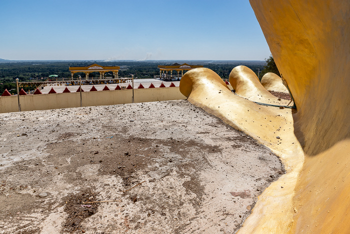 Kyaikto Three Pagodas Mountain