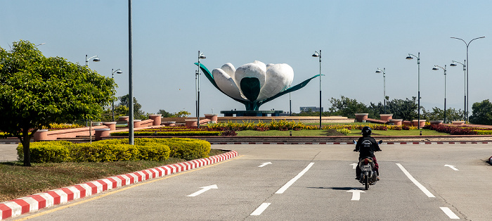 Naypyidaw Shwepyitawin Road, Gangaw Roundabout