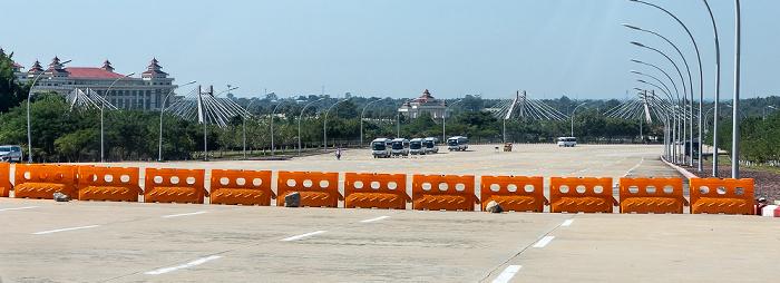 Yaza Htarni Road Naypyidaw