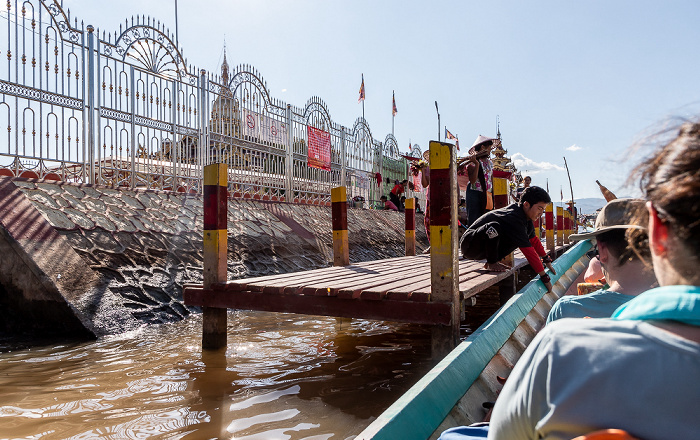 Inle-See Anlegestelle der Phaung Daw U Pagode