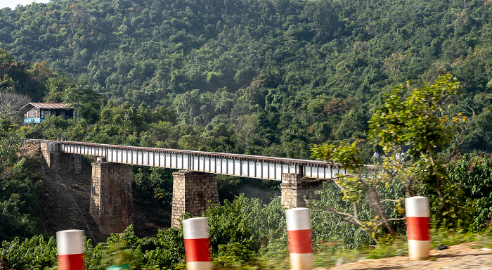 Shan-Staat Fahrt Nyaung Shwe - Mandalay: Bawa Than Tha Yar Bridge