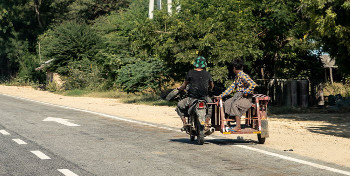 Fahrt Nyaung Shwe - Mandalay: Yangon-Mandalay Highway Mandalay-Region