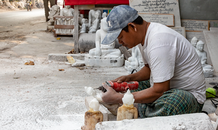 Kyauk Sit Tan (Straße der Steinmetze) Mandalay