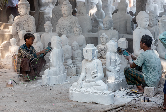 Mandalay Kyauk Sit Tan (Straße der Steinmetze)