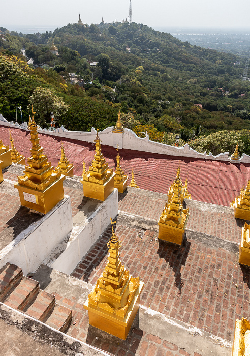 Sagaing Hill: Umin Thonze Pagode