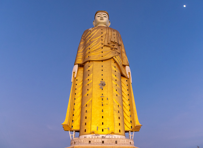 Po Khaung Hill: Laykyun Sekkya Buddha Monywa