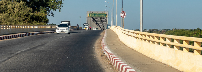 Fahrt Monywa - Phowintaung: Chindwin Bridge Sagaing-Region