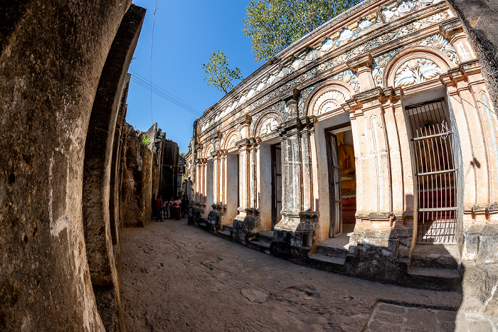 Shwebadaung Budhistische Höhle