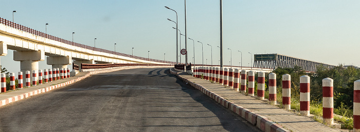 Magwe-Region Fahrt Phowintaung - Bagan: Pakokku Bridge