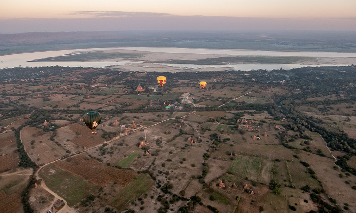 Bagan Luftbild aerial photo