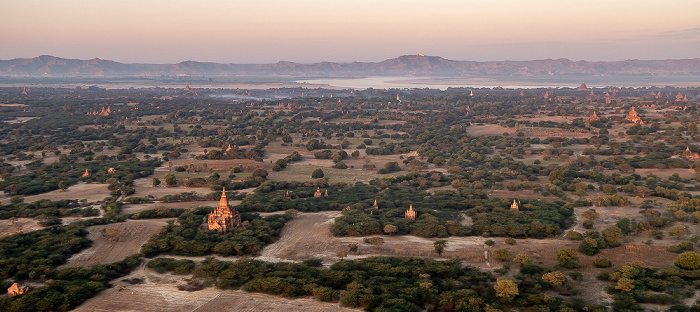 Bagan Luftbild aerial photo