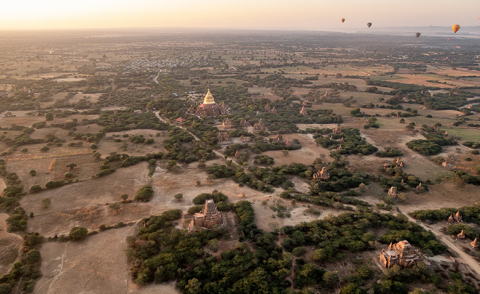 Bagan Luftbild aerial photo