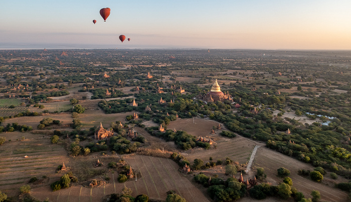 Bagan Luftbild aerial photo