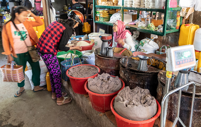 Mani Sithu Market Nyaung-U