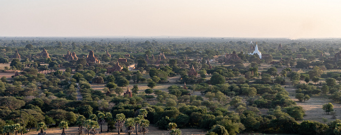 Blick vom Nann Myint Viewing Tower Bagan