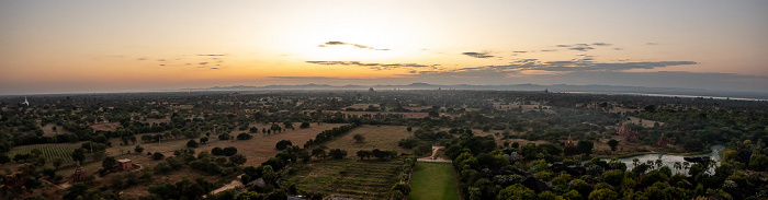 Blick vom Nann Myint Viewing Tower Bagan