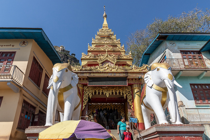 Popa Aufgang zur Tuyin Taung Pagoda