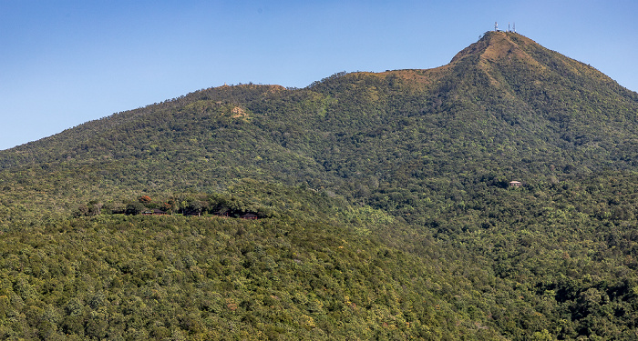 Popa Taung Kalat Blick von der Tuyin Taung Pagoda: Mount Popa