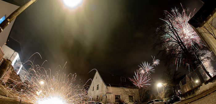 München Gratlspitzstraße: Neujahr-Feuerwerk Gratlspitzstraße 40
