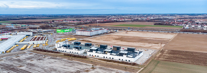 Gewerbegebiet Aschheim Süd-Ost mit dem DHL Paketzentrum 85 Luftbild aerial photo