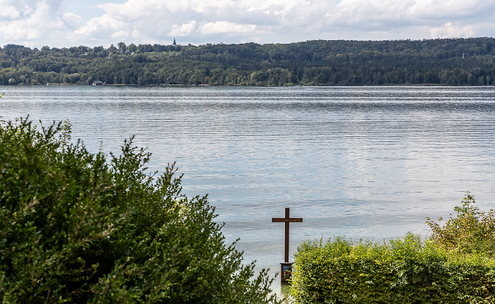 Kreuz an der Votivkirche, Starnberger See Berg (Starnberger See)