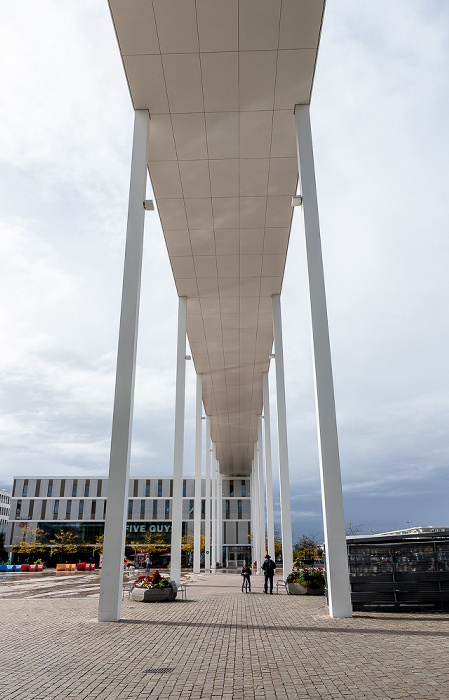 Messestadt Riem: Willy-Brandt-Platz - Portikus München
