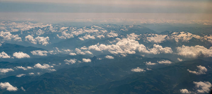 Tirol 2021-07-21 Flug DLA4RX München Franz Josef Strauß (MUC/EDDM) - Venedig-Marco Polo (VCE/LIPZ) Luftbild aerial photo