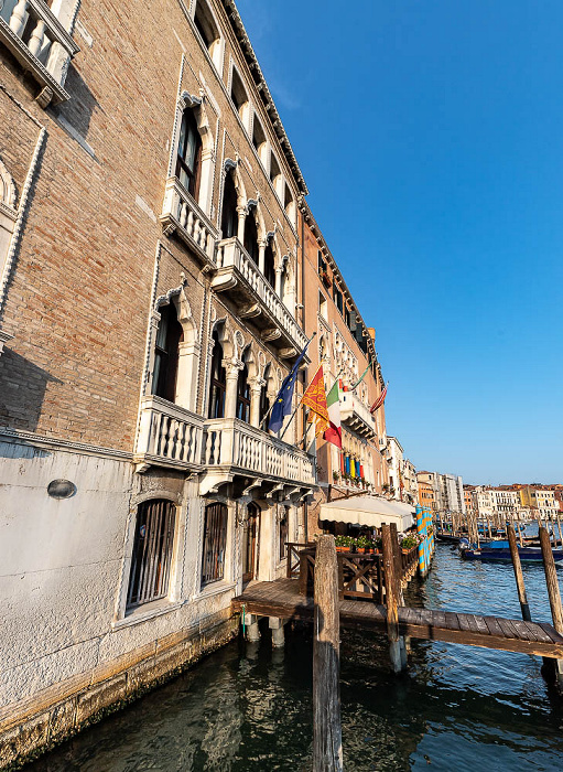 Venedig Canal Grande: Palazzo Giustinian Pesaro