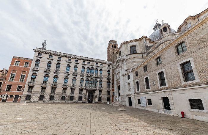 Venedig Cannaregio: Campo San Geremia mit dem Palazzo Labia und der Chiesa dei Santi Geremia e Lucia