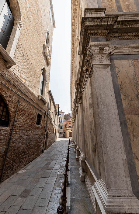 Venedig Cannaregio: Calle a Fianco la Chiesa Chiesa di Santa Maria dei Miracoli