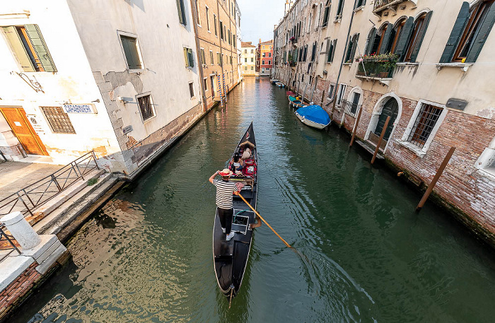 Venedig Cannaregio - Blick von der Ponte dei Gesuiti: Rio de Santa Caterina