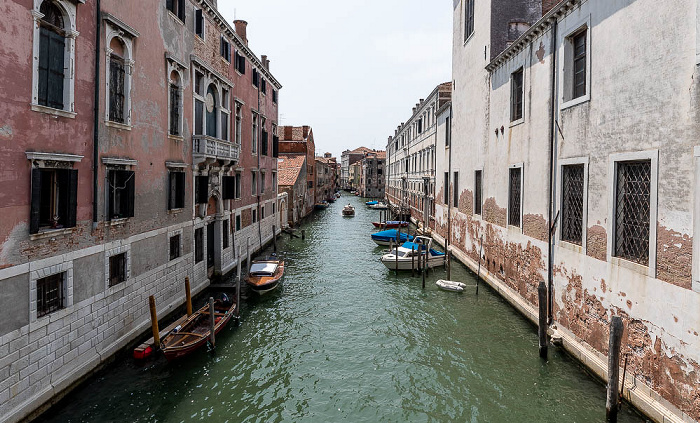 Venedig Cannaregio - Blick von der Ponte Donà: Rio dei Gesuiti