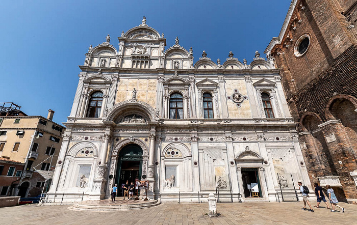 Venedig Castello: Campo Santi Giovanni e Paolo mit der Scuola Grande di San Marco Basilica dei Santi Giovanni e Paolo