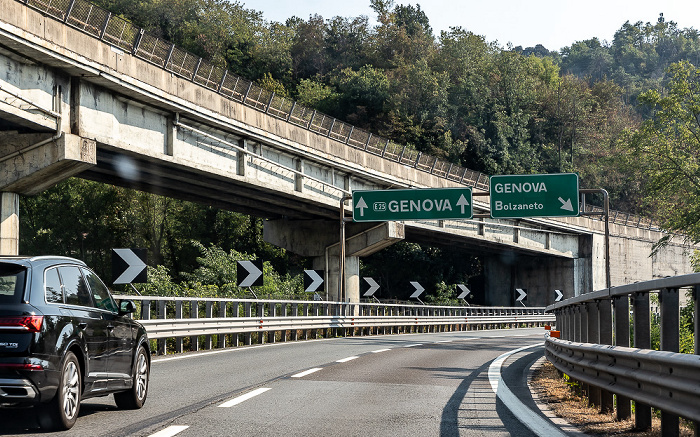 Genua Autostrada dei Giovi - Serravalle: Autobahnausfahrt Genova Bolzaneto