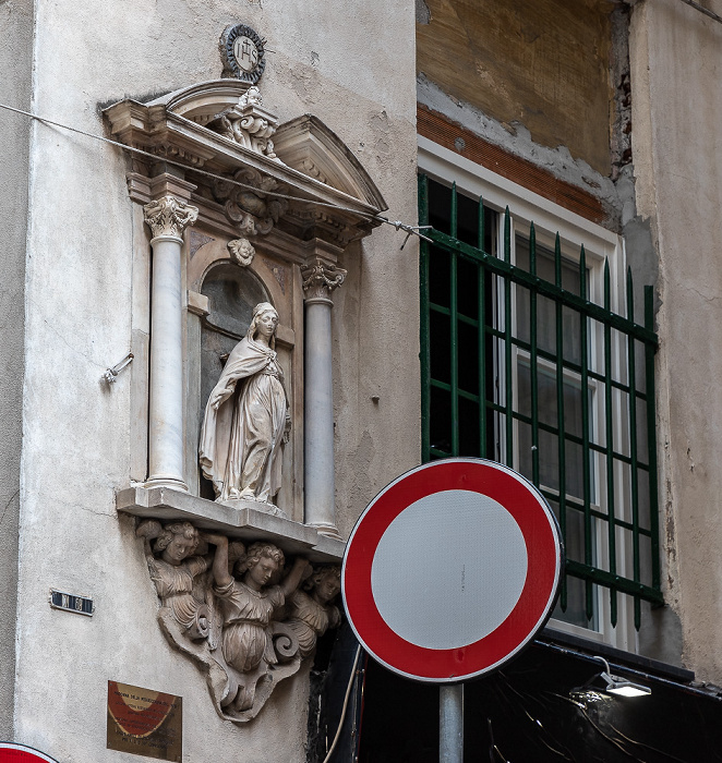 Genua Centro storico: Piazza di Soziglia / Vico del Fieno - Bildstock Madonna della Misericordia