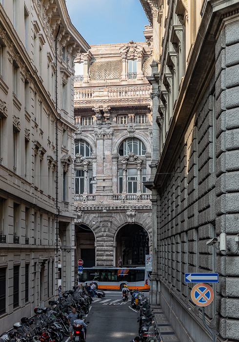 Genua Centro storico: Via Antonio Meucci