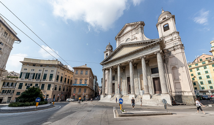 Centro storico: Piazza della Nunziata - Basilica della Santissima Annunziata del Vastato Genua