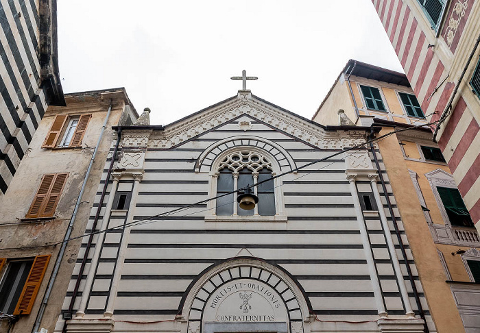Centro storico: Via Vittorio Emanuele - Oratorio dei Neri Monterosso al Mare