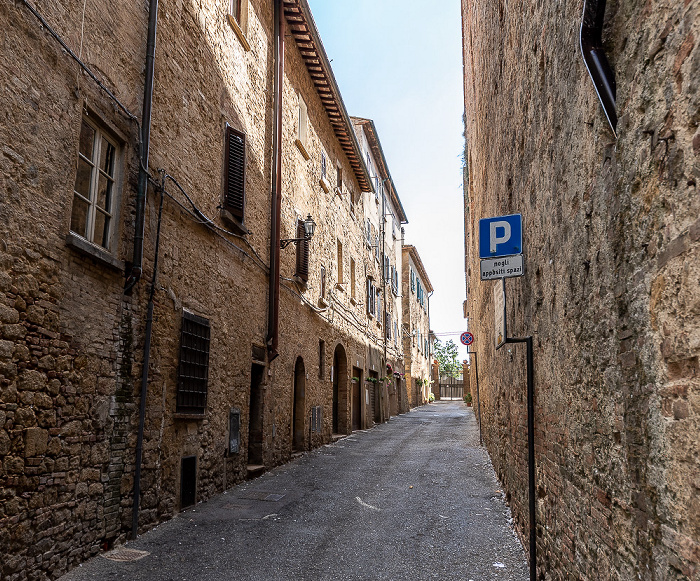 Volterra Centro storico: Via Borgo Nuovo