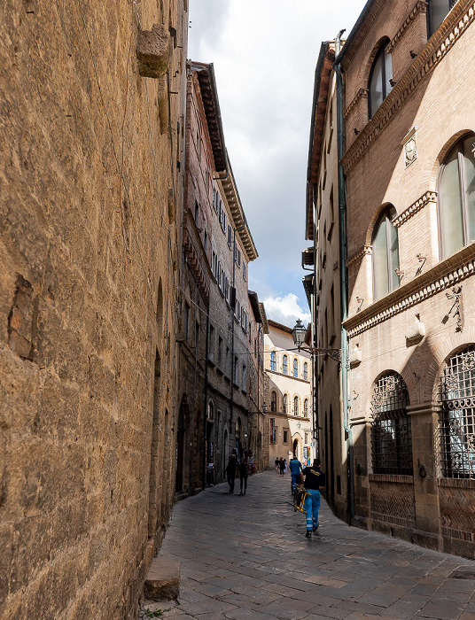 Volterra Centro storico: Via Buonparenti
